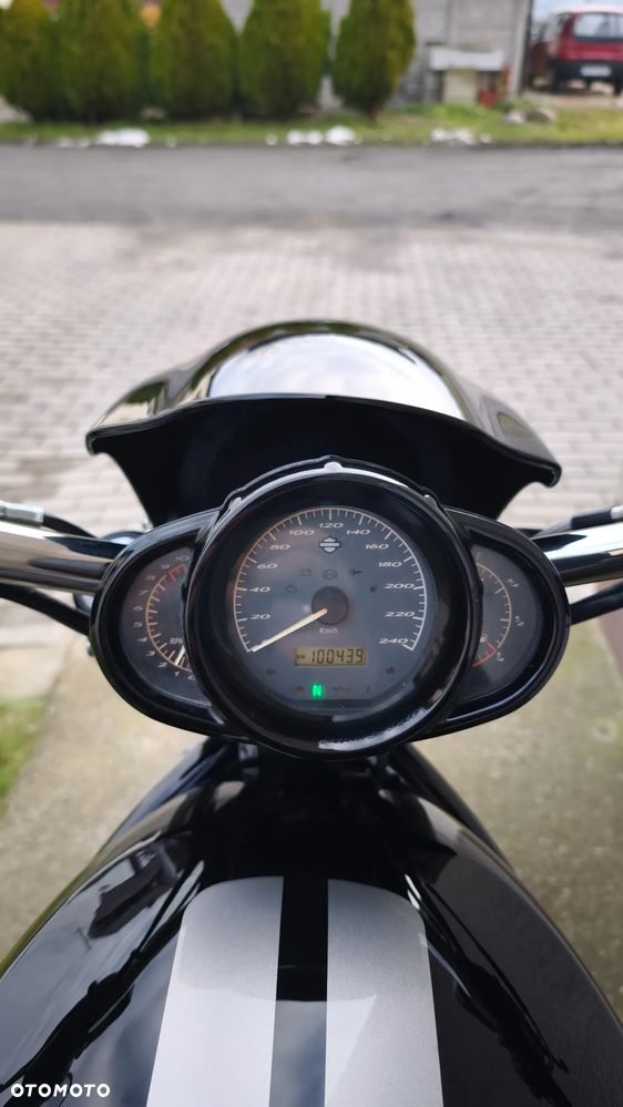 Harley-Davidson V-Rod Night Rod - 26