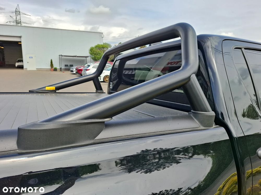Toyota Hilux 2.8 D-4D Double Cab Invincible 4x4 - 4