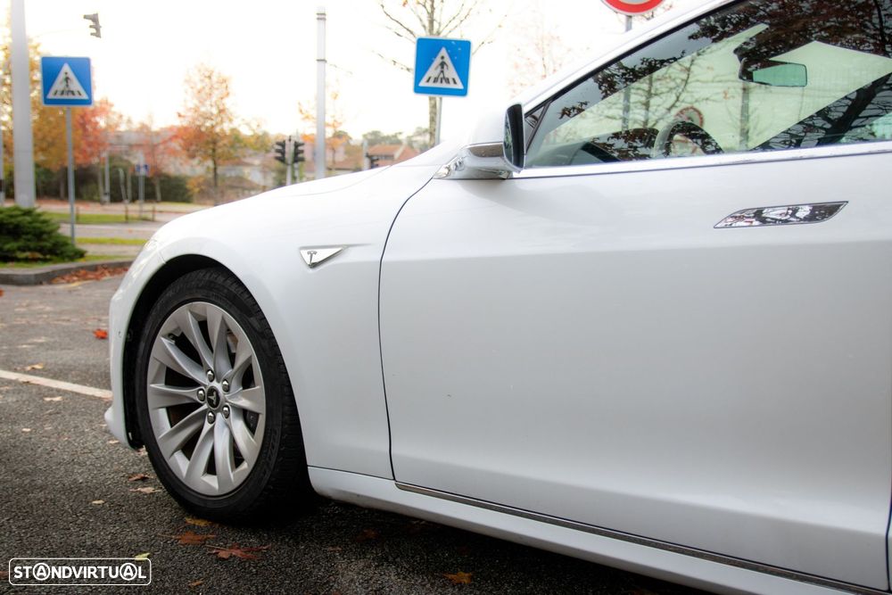 Tesla Model S 90D AWD - 53