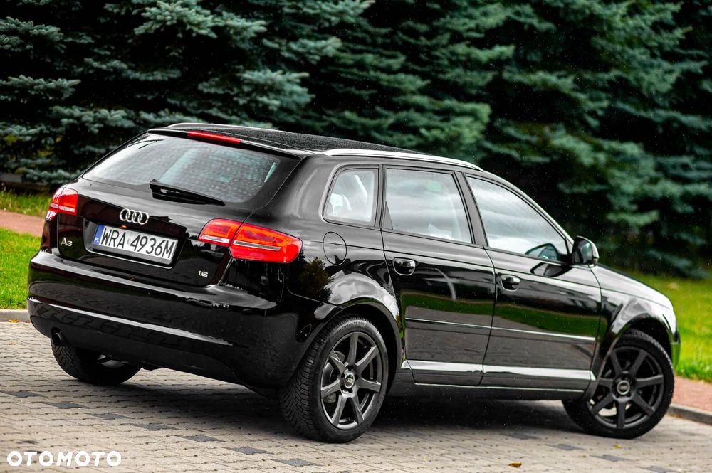 Audi A3 Sportback 1.6 Ambition - 14