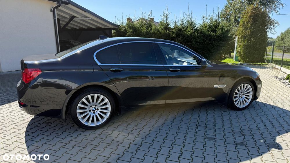 BMW Seria 7 740d xDrive - 9