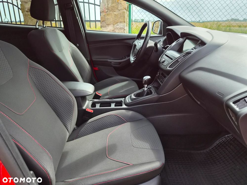 Ford Focus 1.0 EcoBoost ST-Line Red ASS - 36