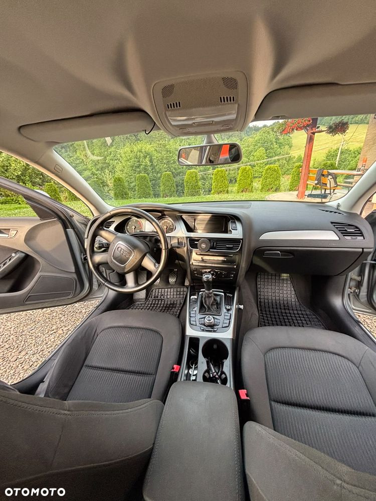 Audi A4 Avant - 10
