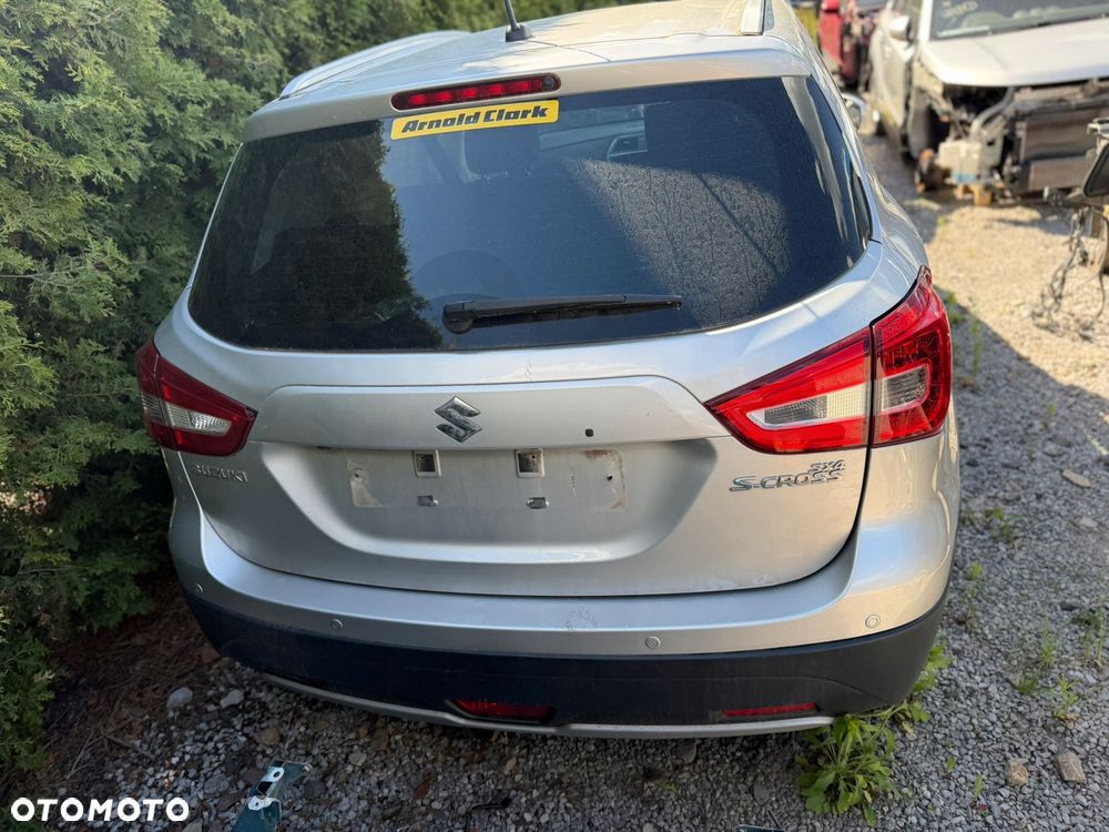 suzuki sx4 s-cross klapa bagażnika kompletna led kolor zcc - 1