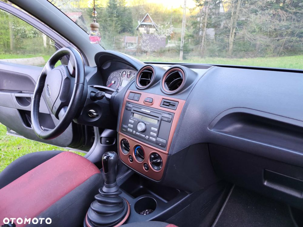 Ford Fiesta 1.25 - 9