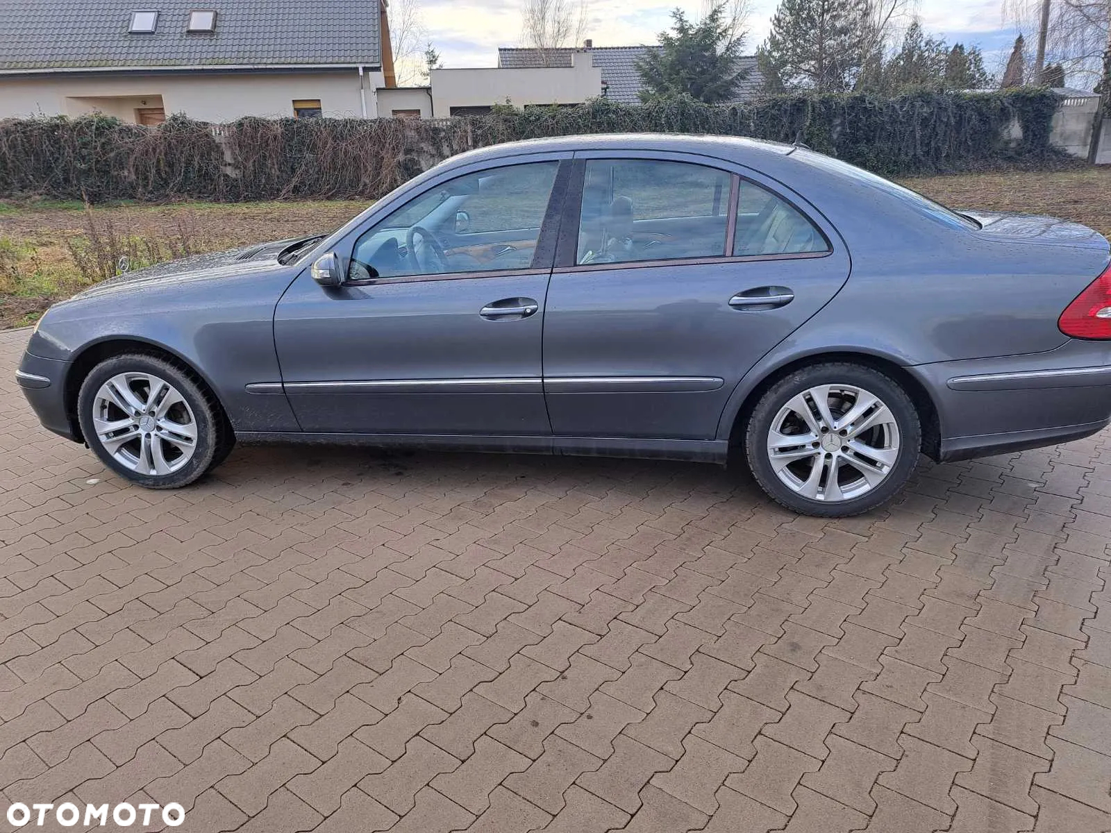Mercedes-Benz Klasa E - 7