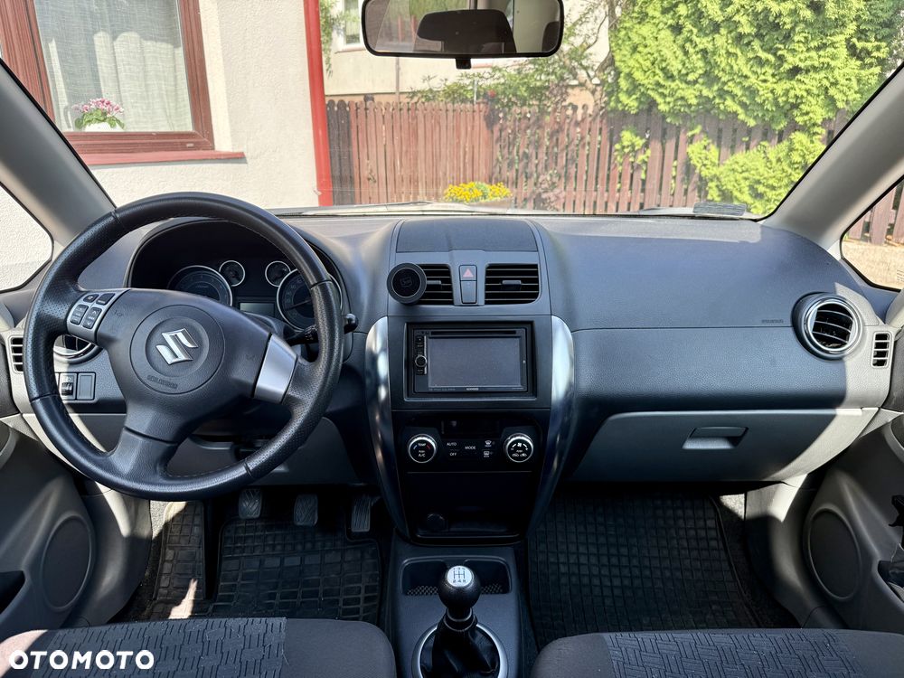 Suzuki SX4 1.6 Premium - 7