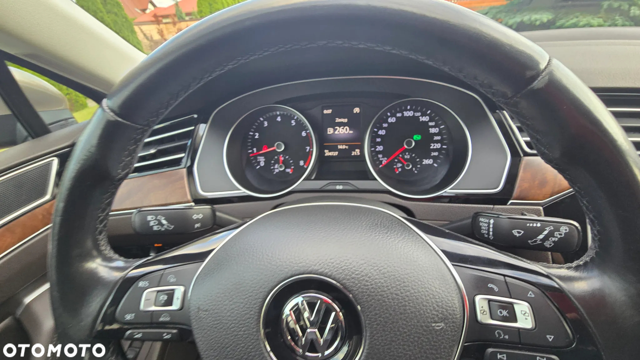 Volkswagen Passat - 39
