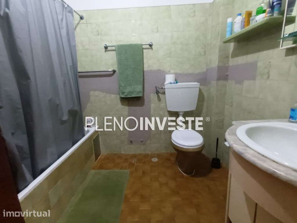 T2 com boas áreas na Arrentela - Grande imagem: 4/23