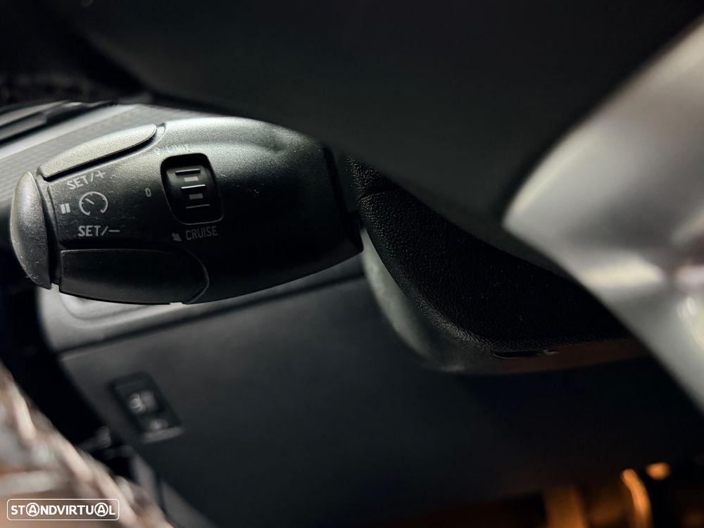 Peugeot 208 1.6 BlueHDi Allure - 18