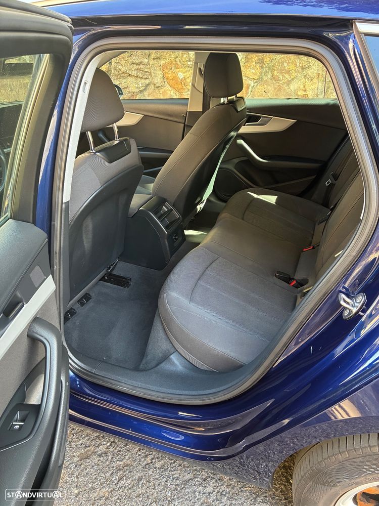Audi A4 Avant 35 TDI Advanced S tronic - 12