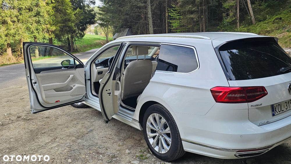 Volkswagen Passat 2.0 TDI BMT Highline - 28