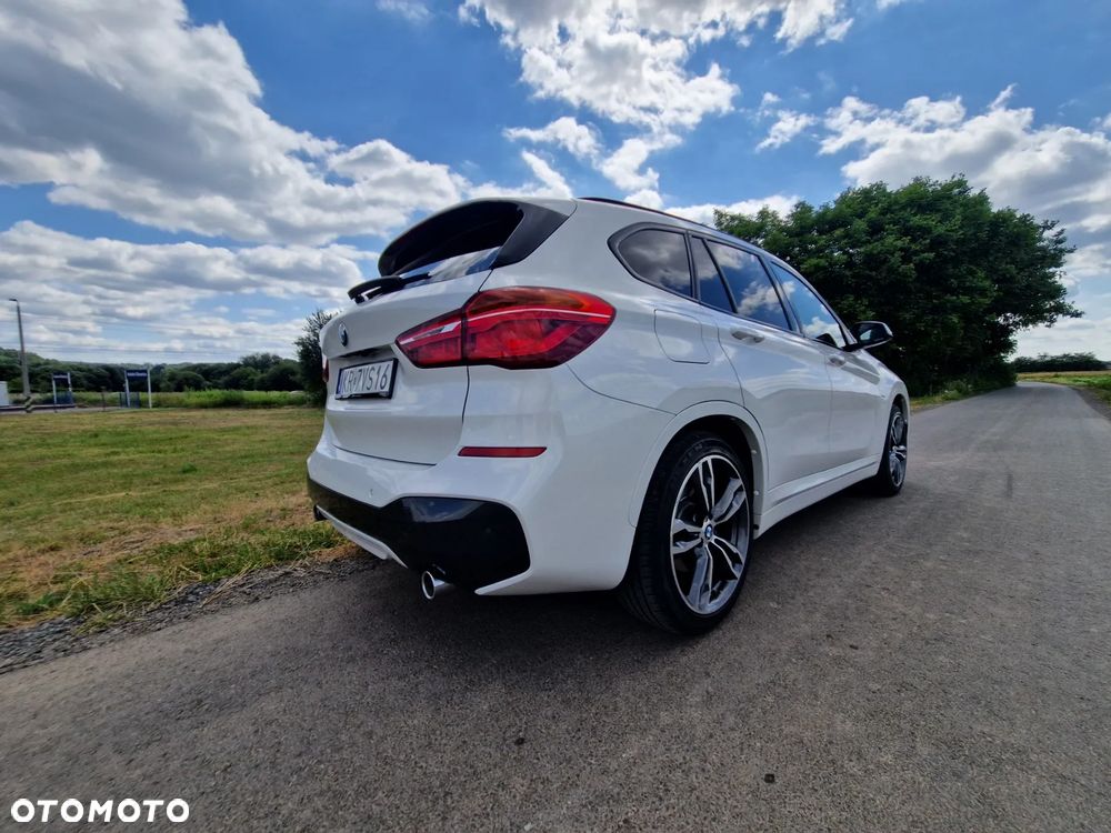 BMW X1 xDrive20d - 8