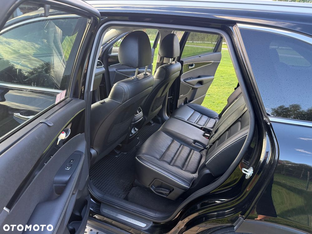 Kia Sorento 2.0 CRDI GT Line - 6