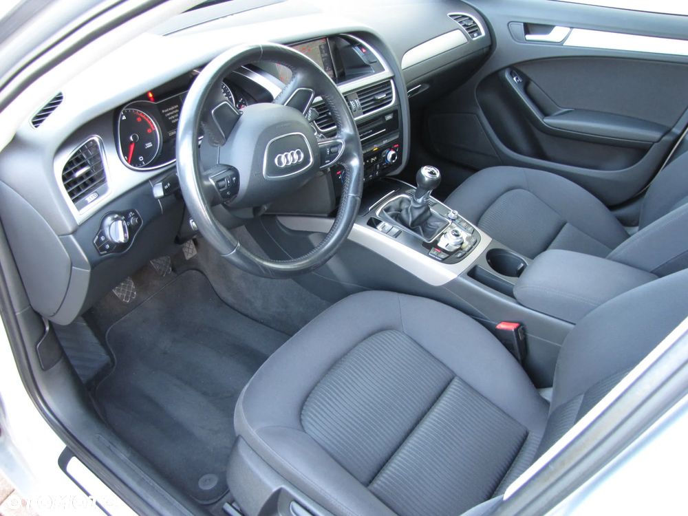 Audi A4 Avant 2.0 TDI - 14