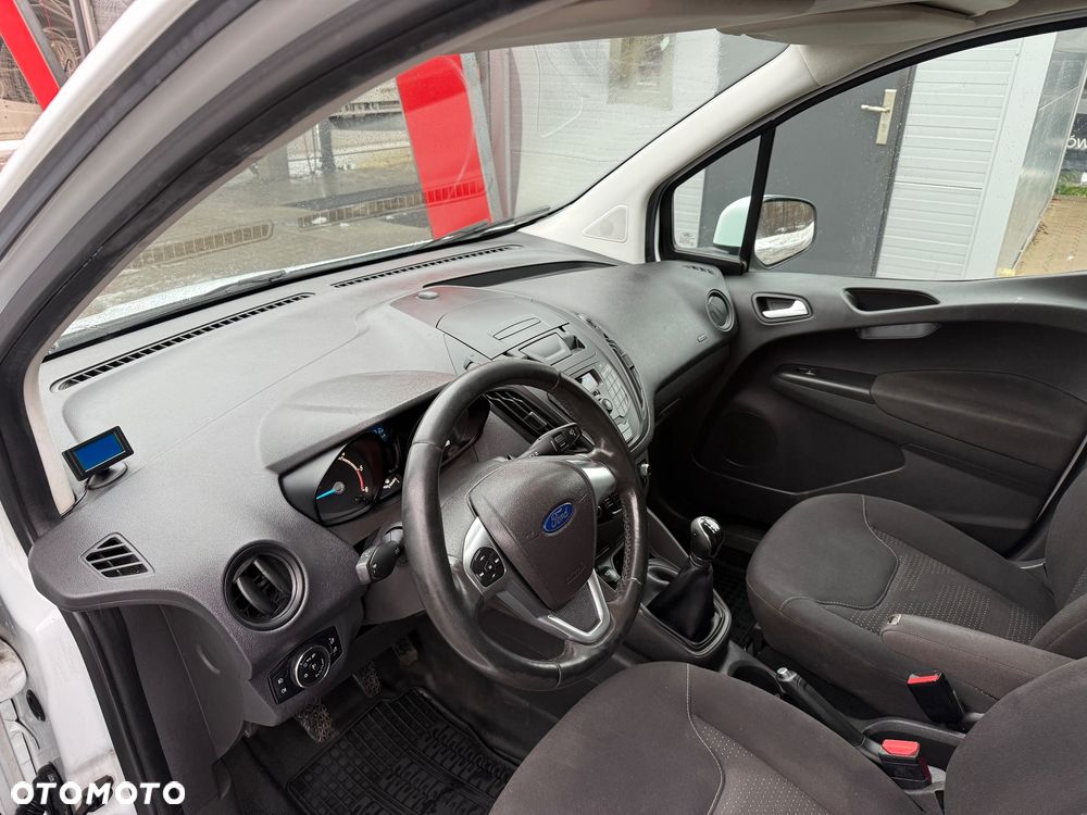 Ford Transit 350M RWD - 8