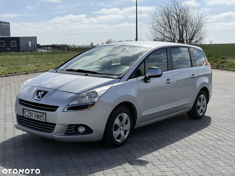 Peugeot 5008 - 1