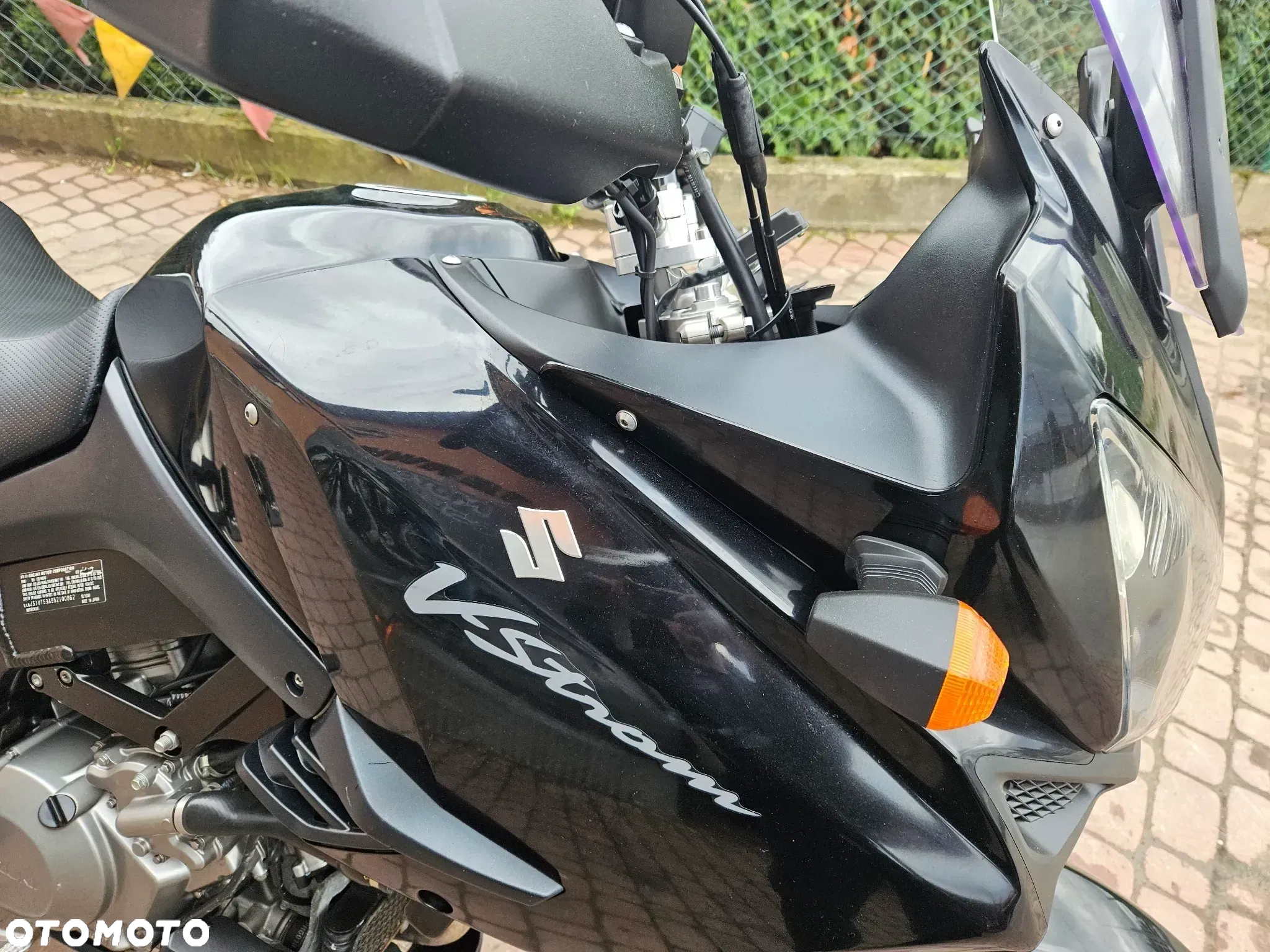 Suzuki DL - 10