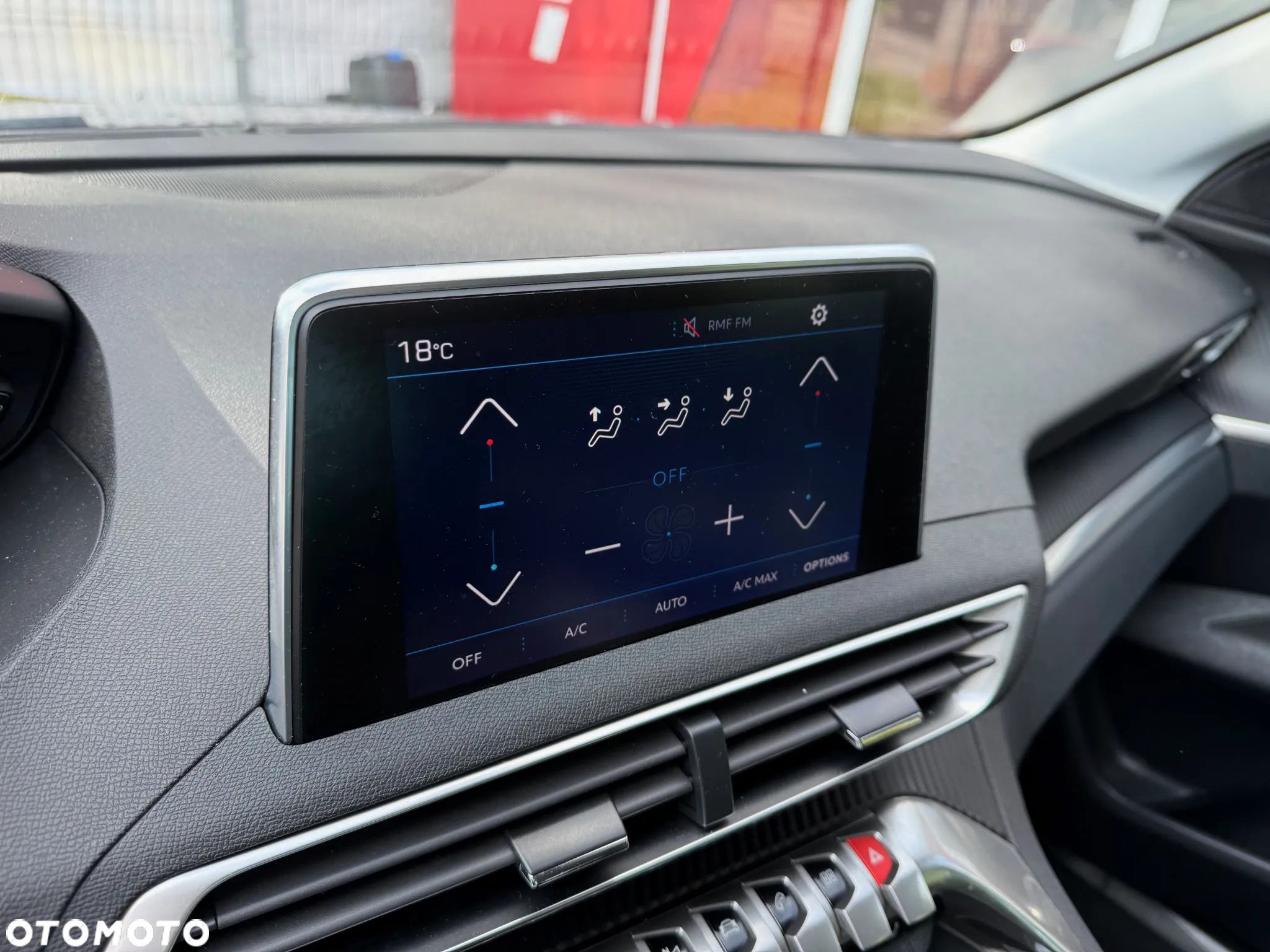 Peugeot 3008 - 12