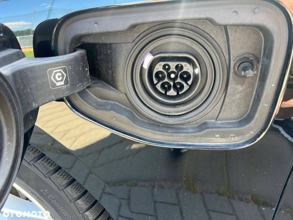 BMW Seria 5 530e PHEV - 19