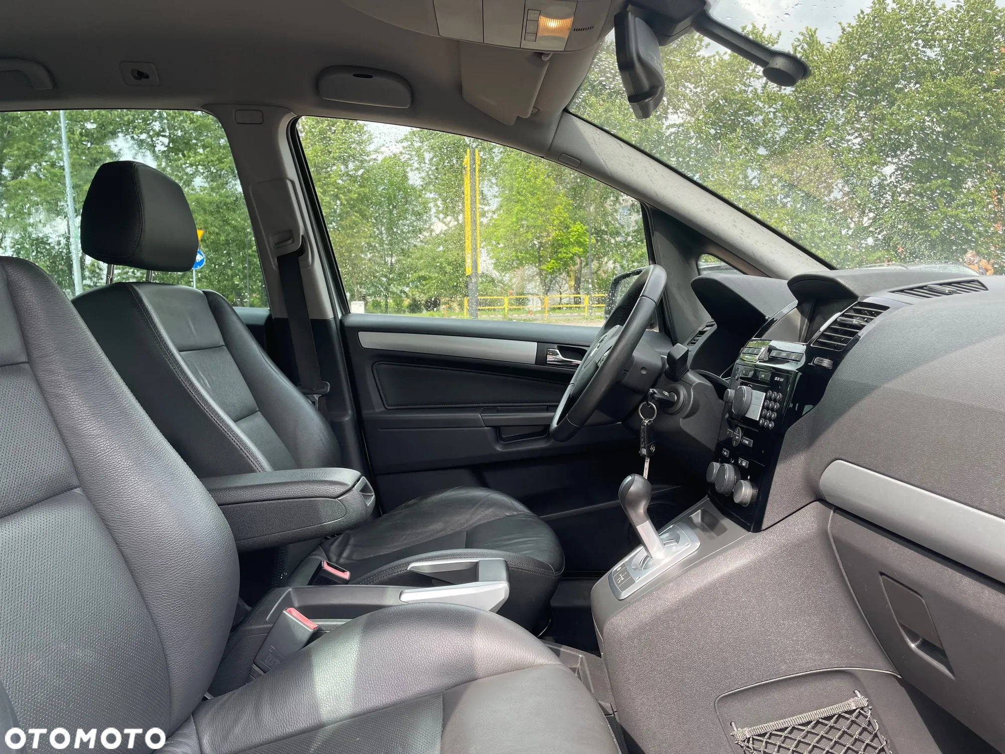 Opel Zafira 1.8 Cosmo EasyTronic - 11