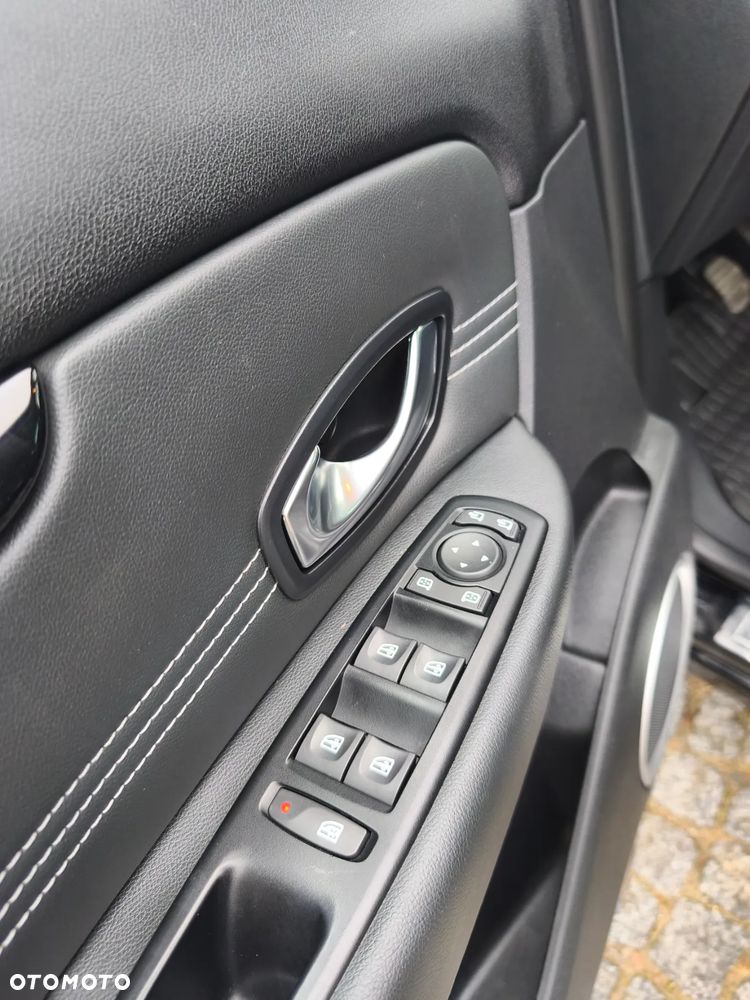 Renault Scenic Energy dCi 130 Start & Stop Luxe - 22