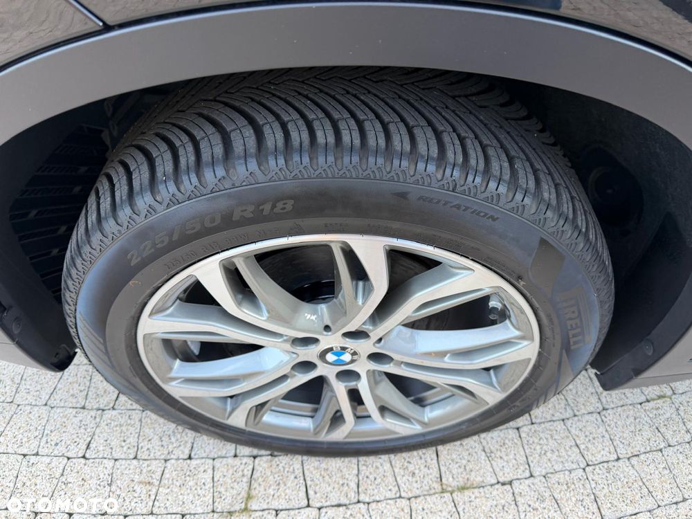 BMW X1 sDrive18i Business Edition - 24