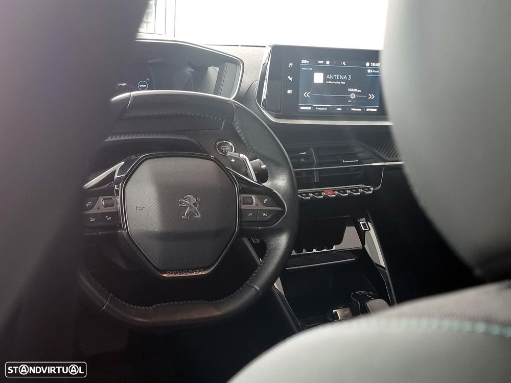 Peugeot 208 1.2 PureTech Allure Pack EAT8 - 15