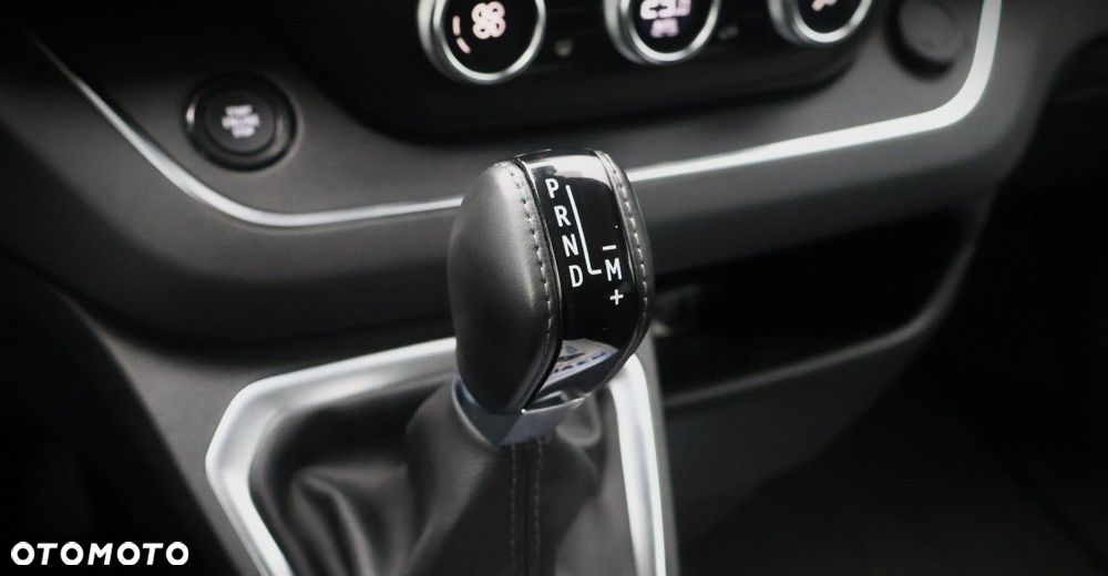 Nissan Primastar - 25