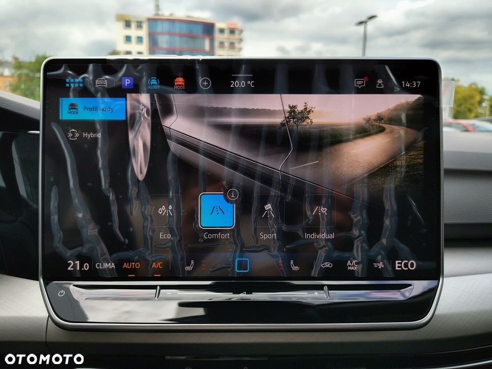 Volkswagen Golf - 16