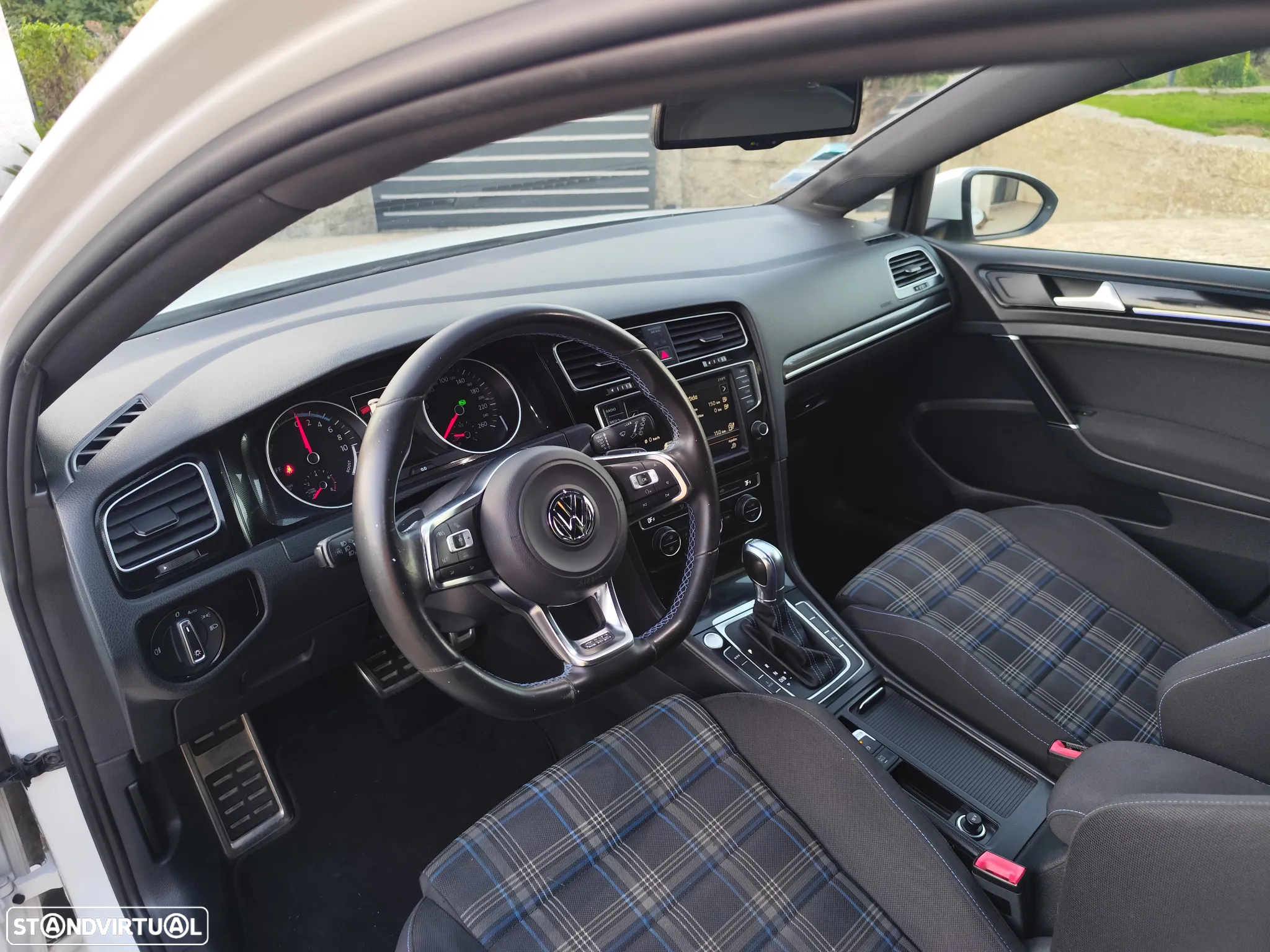 VW Golf 1.4 GTE Plug-in - 6