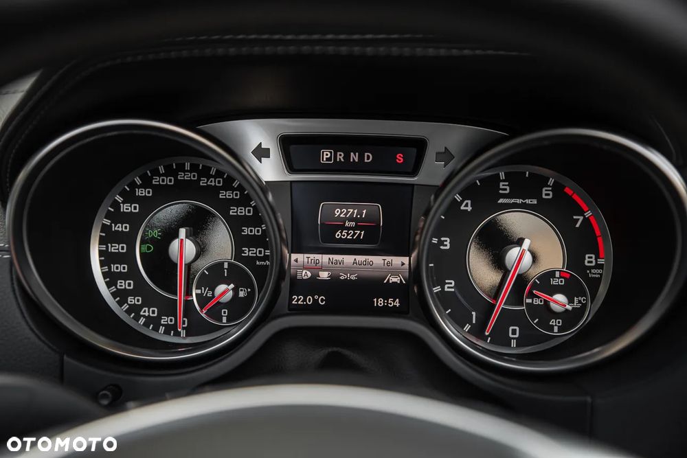 Mercedes-Benz SL 63 AMG AMG Speedshift MCT 7-Gang Sportgetriebe AMG Performance Package - 18