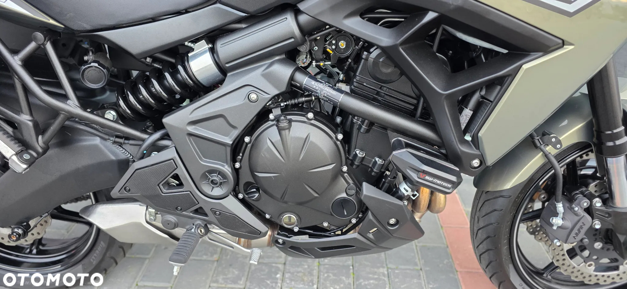 Kawasaki Versys 650 - 15