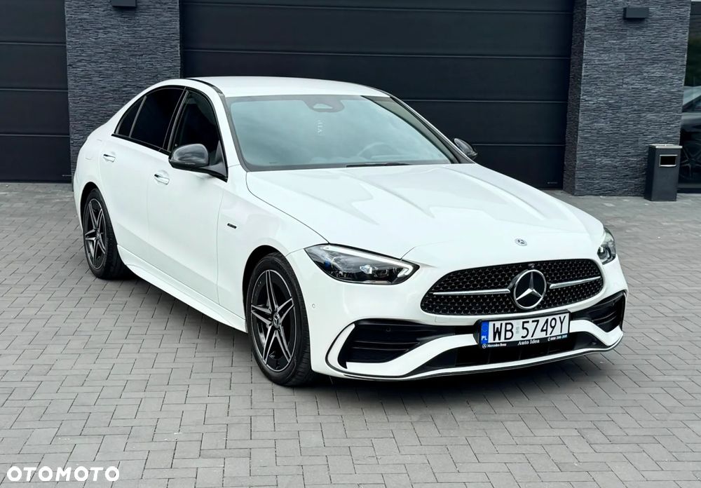 Mercedes-Benz Klasa C 220 d mHEV 4-Matic AMG - 10