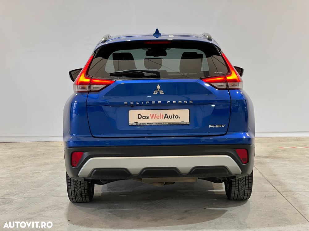 Mitsubishi Eclipse-Cross - 28