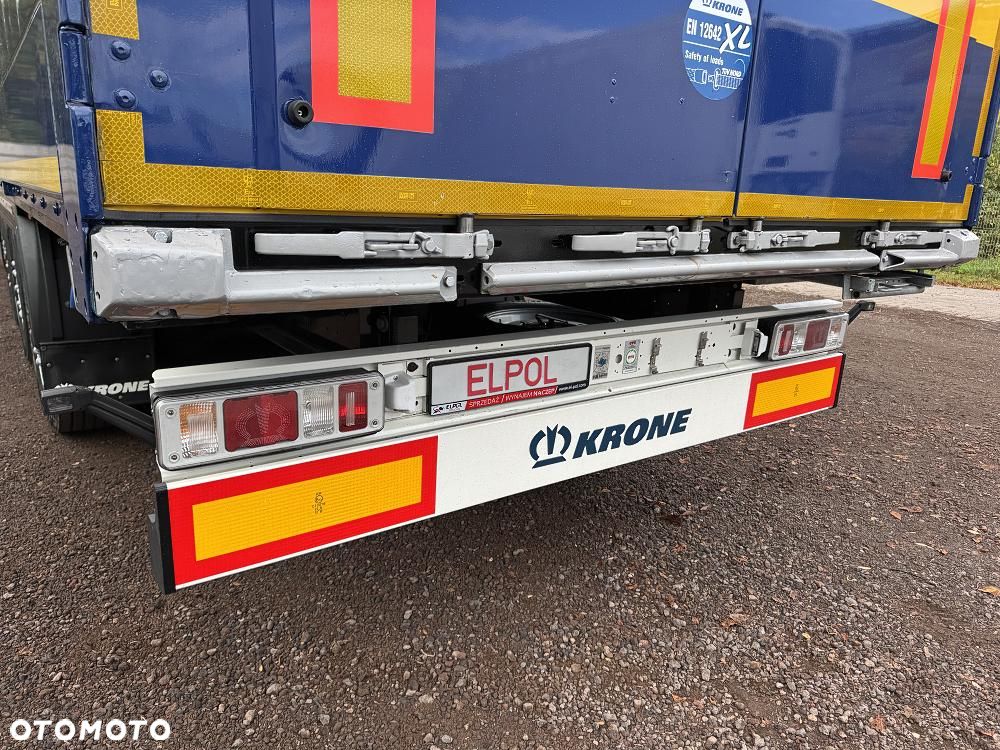 Krone KOFFER ,UBRANIOWA , DACHSER , TEXTIL , BOX - 27