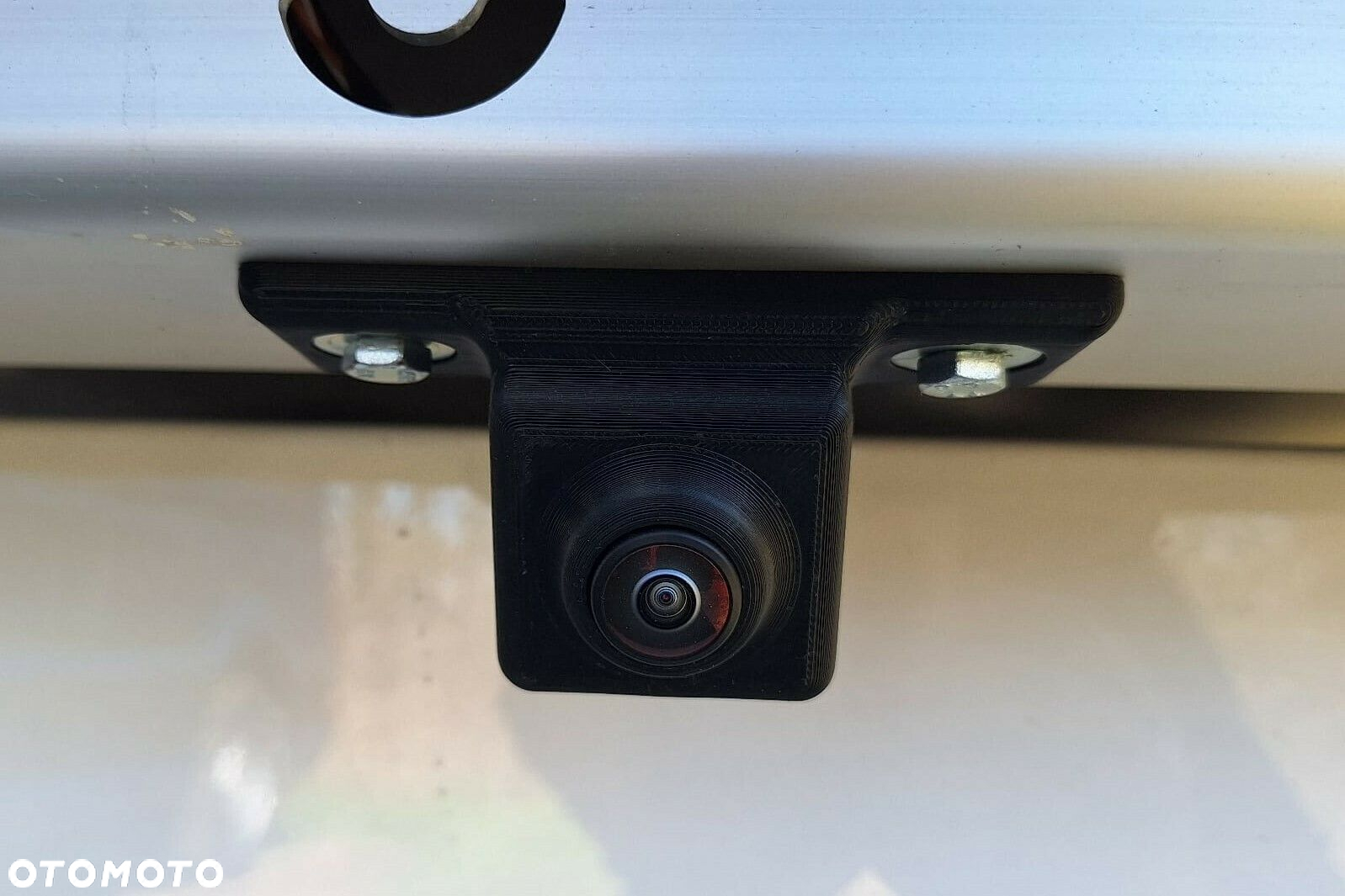 Volkswagen Crafter Crafter 35 Podwozie z pojedynczą kabiną silnik: 2,0 l EURO VI SCR 163 KM / skrzynia biegów: Przedni napęd manualna 6-biegowa rozstaw osi: 4490 mm - 11