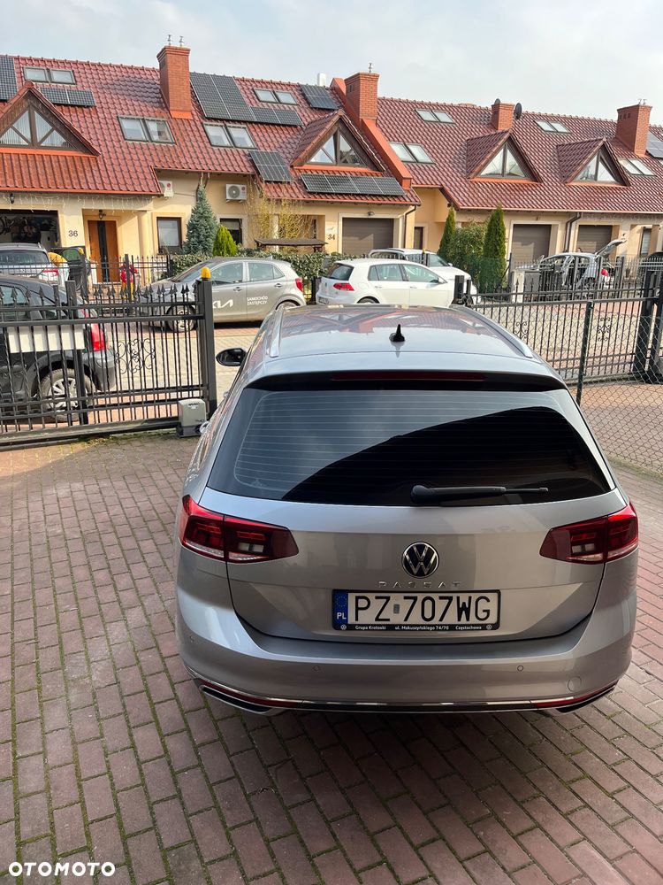 Volkswagen Passat 1.5 TSI EVO Elegance DSG - 4
