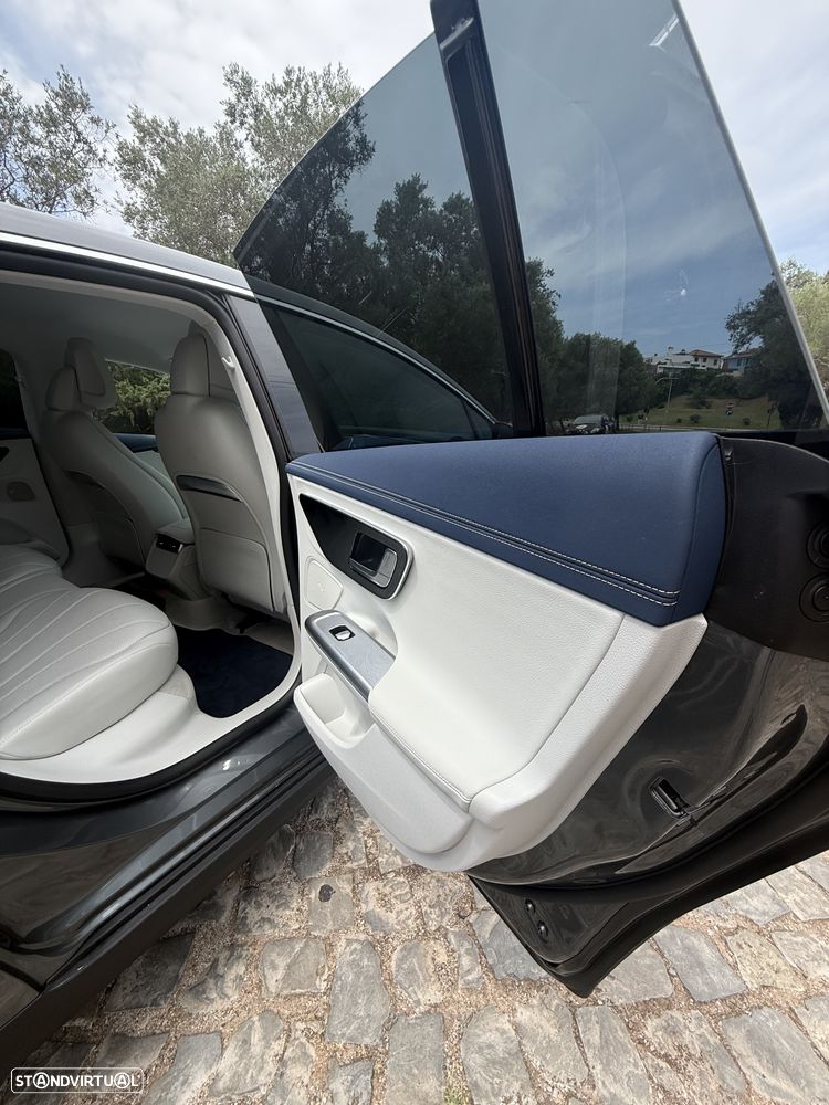 Mercedes-Benz EQE - 45