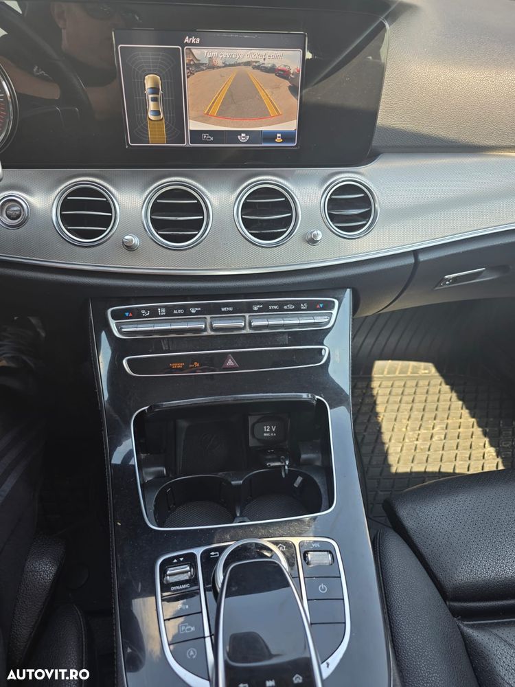 Mercedes-Benz E - 4