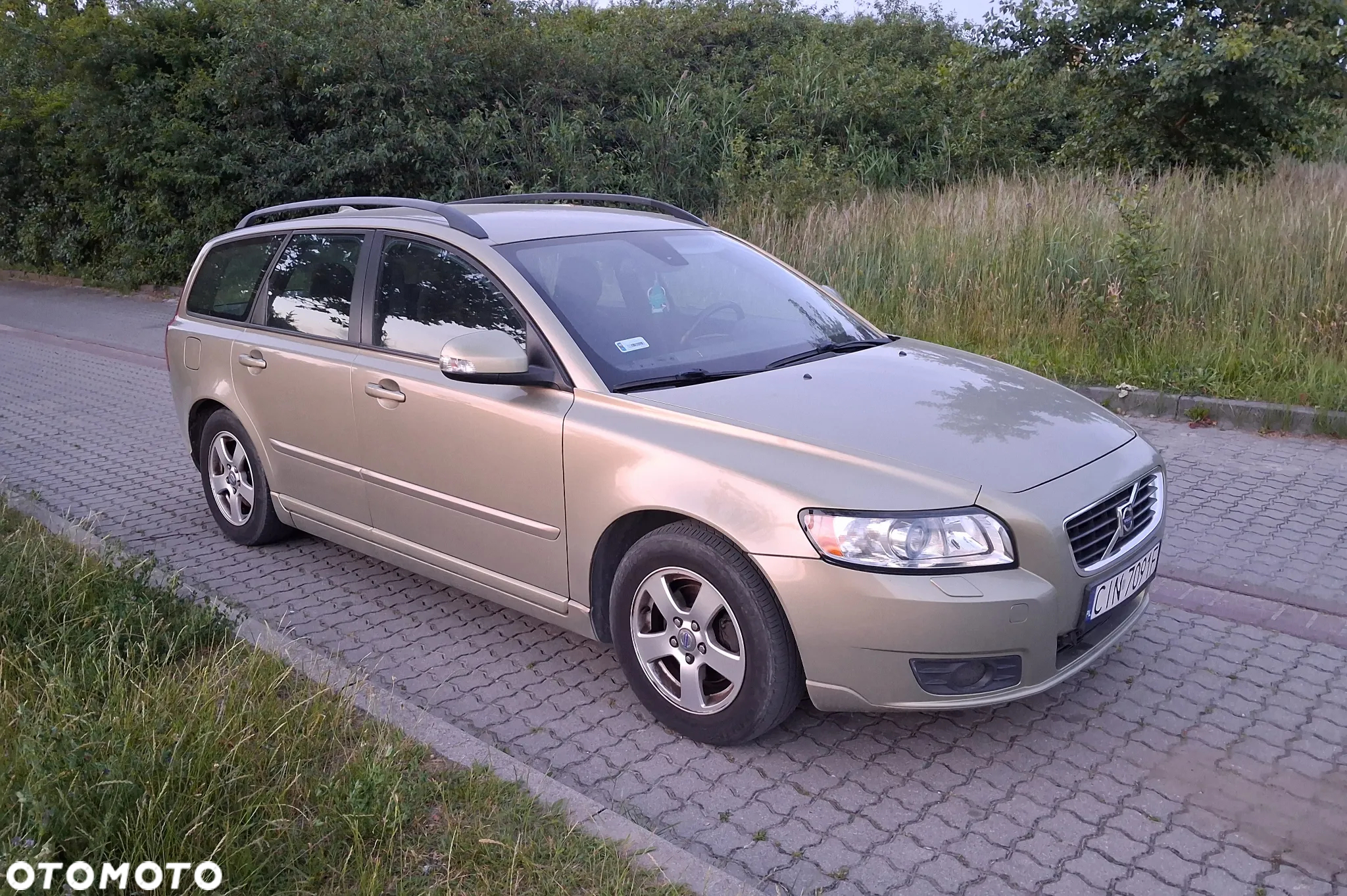 Volvo V50 1.6D DPF DRIVe Kinetic - 9