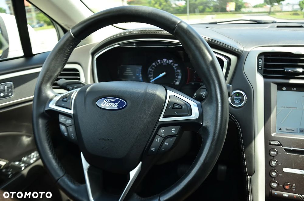 Ford Mondeo - 28
