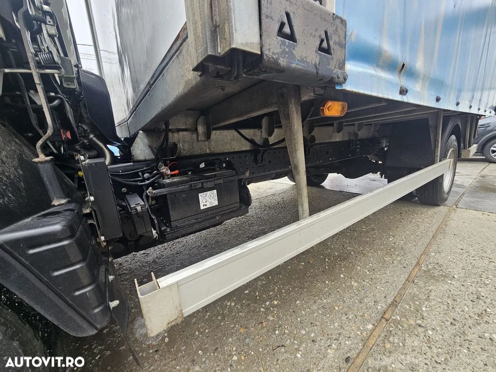 Mitsubishi Fuso Canter - 11