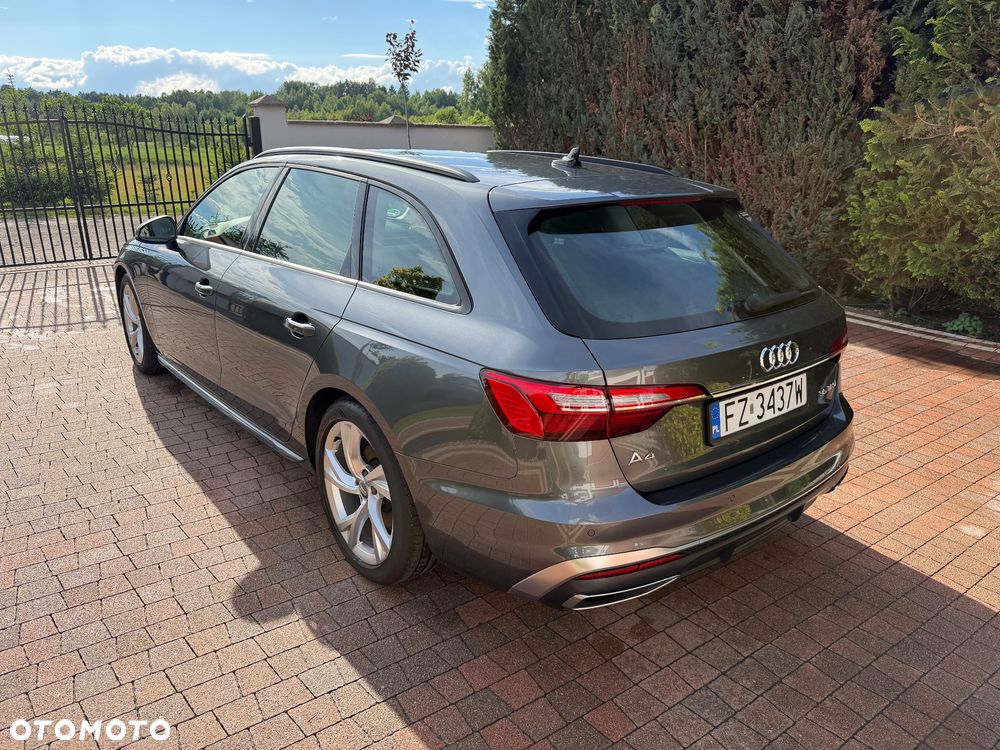 Audi A4 Avant - 4