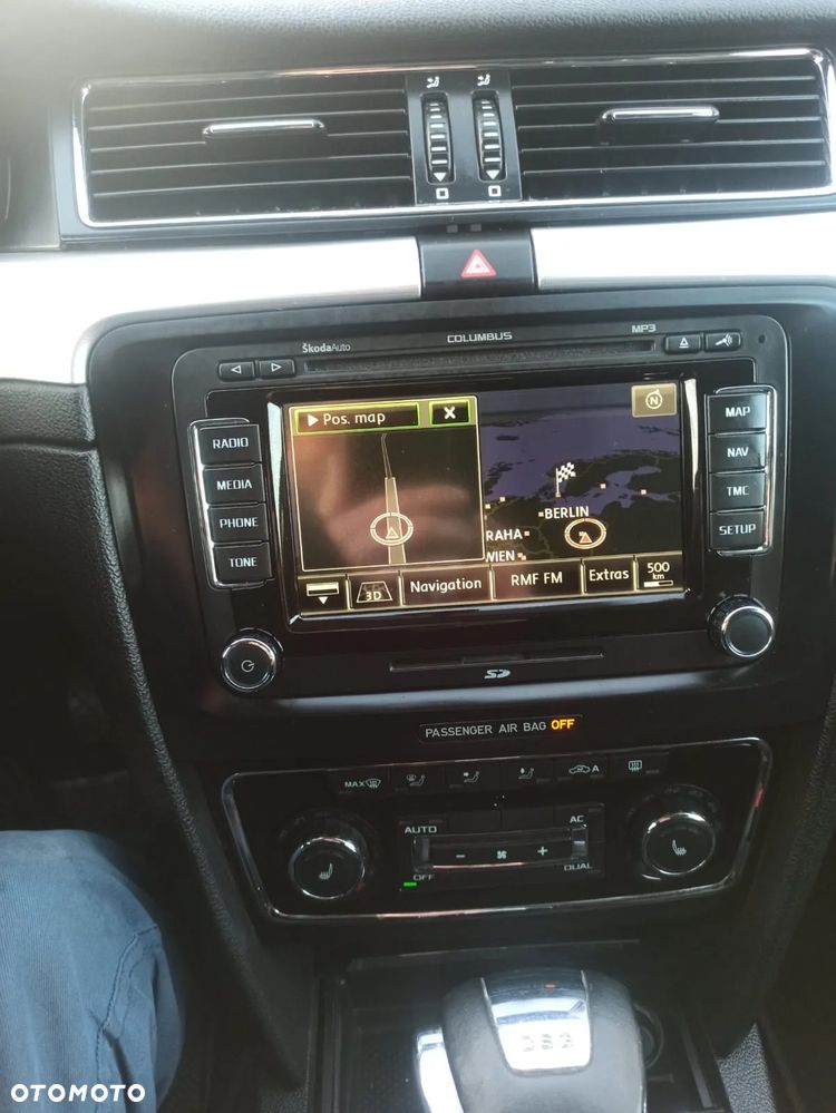 Skoda Superb Combi 1.8 TSI DSG Active - 17