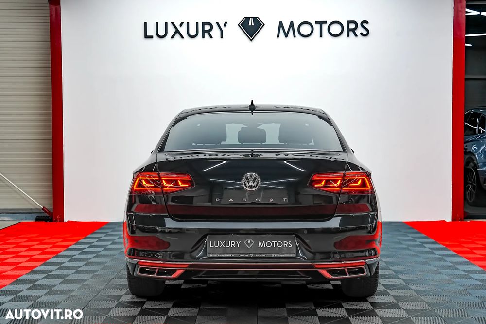 Volkswagen Passat 2.0 TDI DSG R Executive - 9
