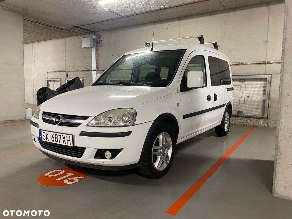 Opel Combo Tour Enjoy - 16