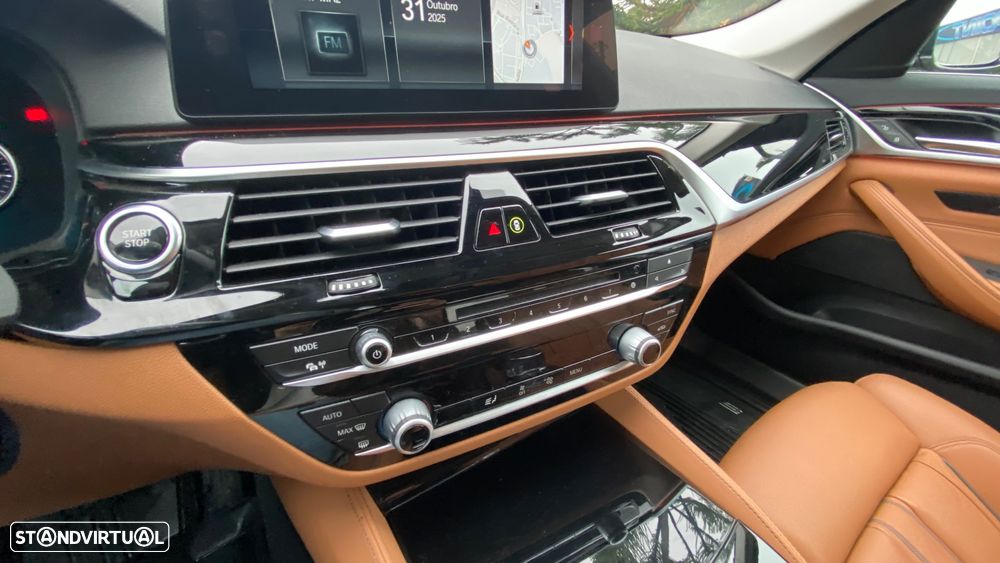 BMW 530 e iPerformance Line Luxury - 47