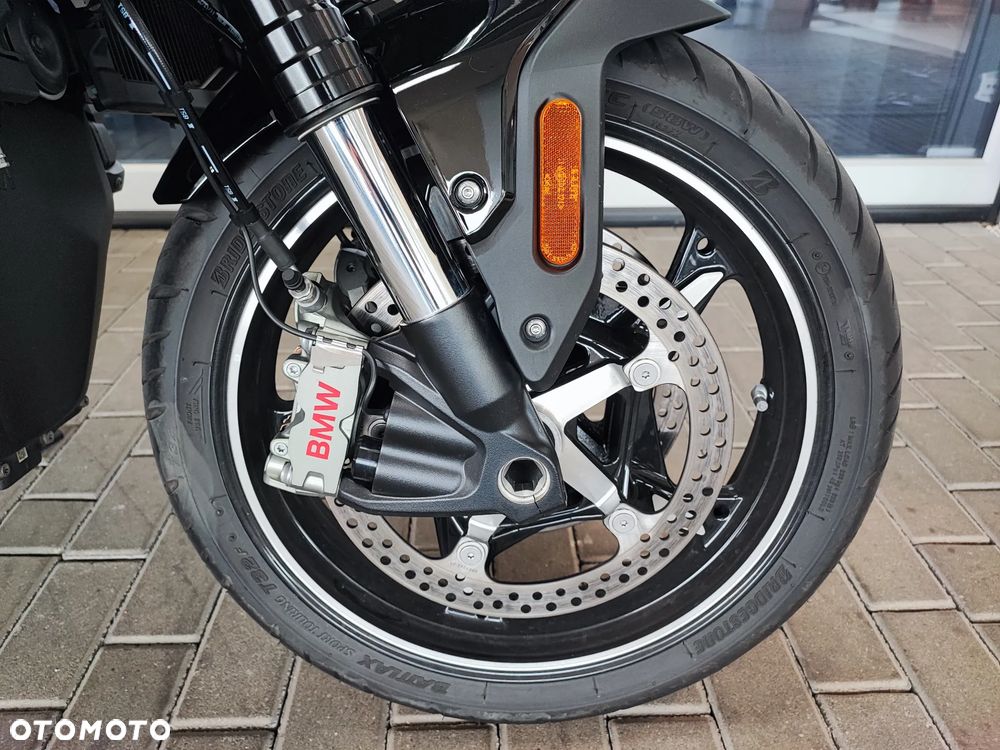 BMW R - 30