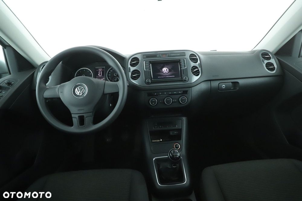 Volkswagen Tiguan - 22